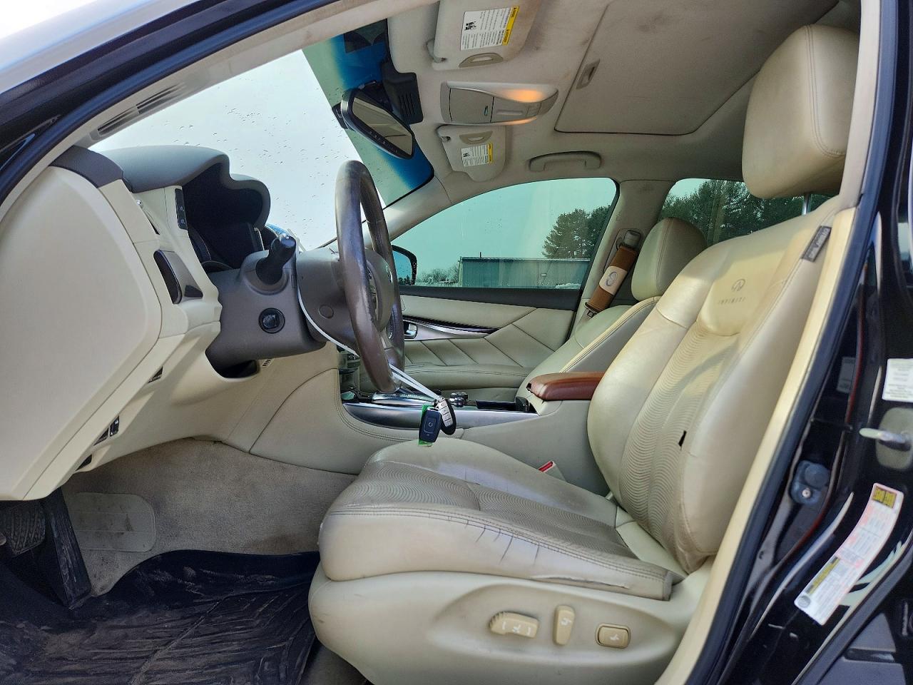 2011 INFINITI M37 X photo 7