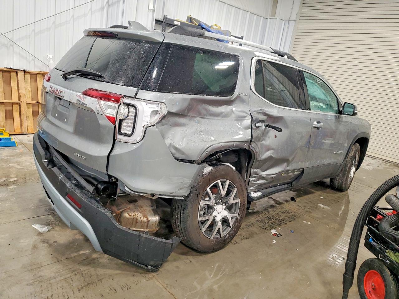 2023 GMC ACADIA SLE photo 5