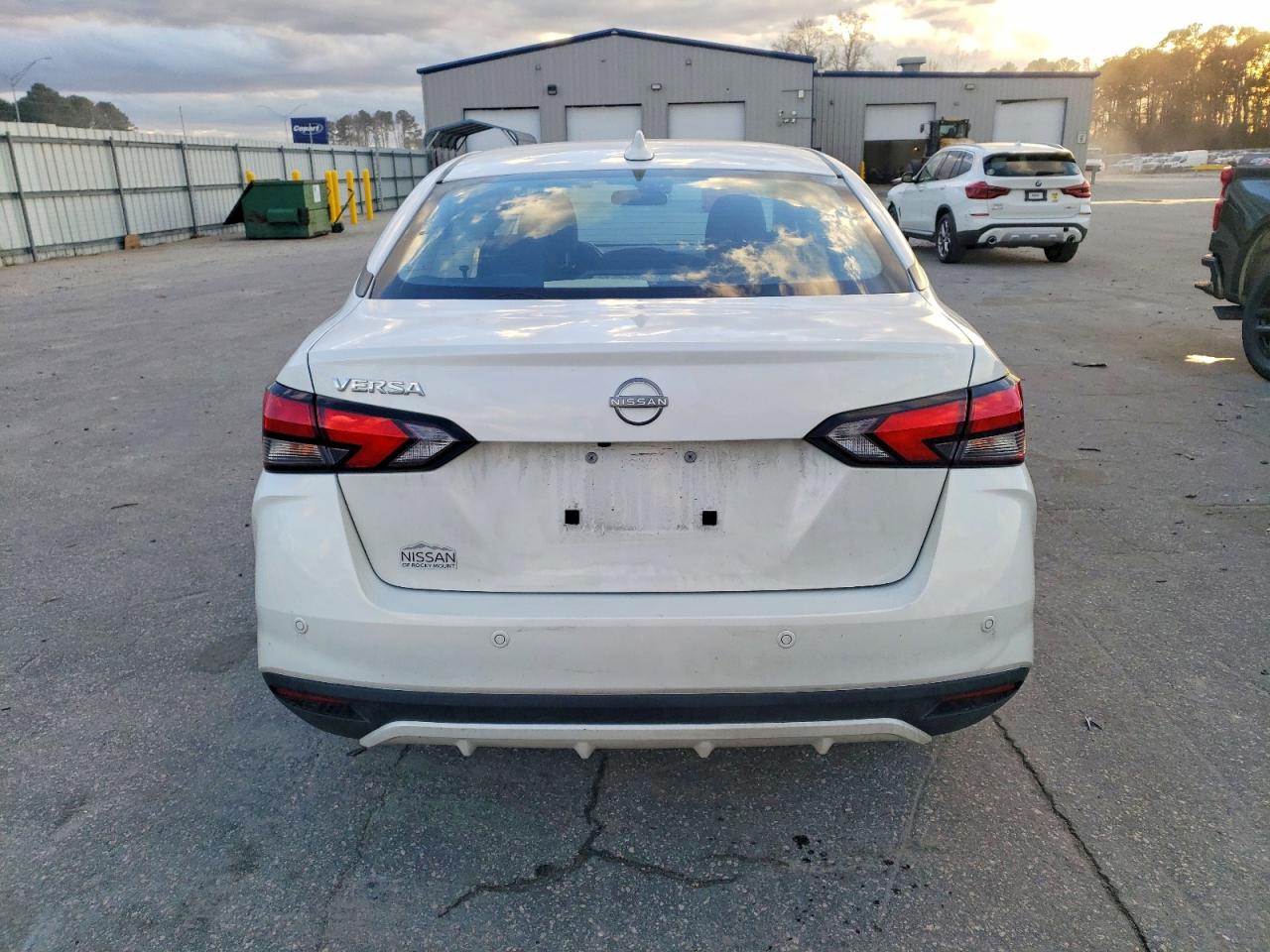 2025 NISSAN VERSA SV photo 6