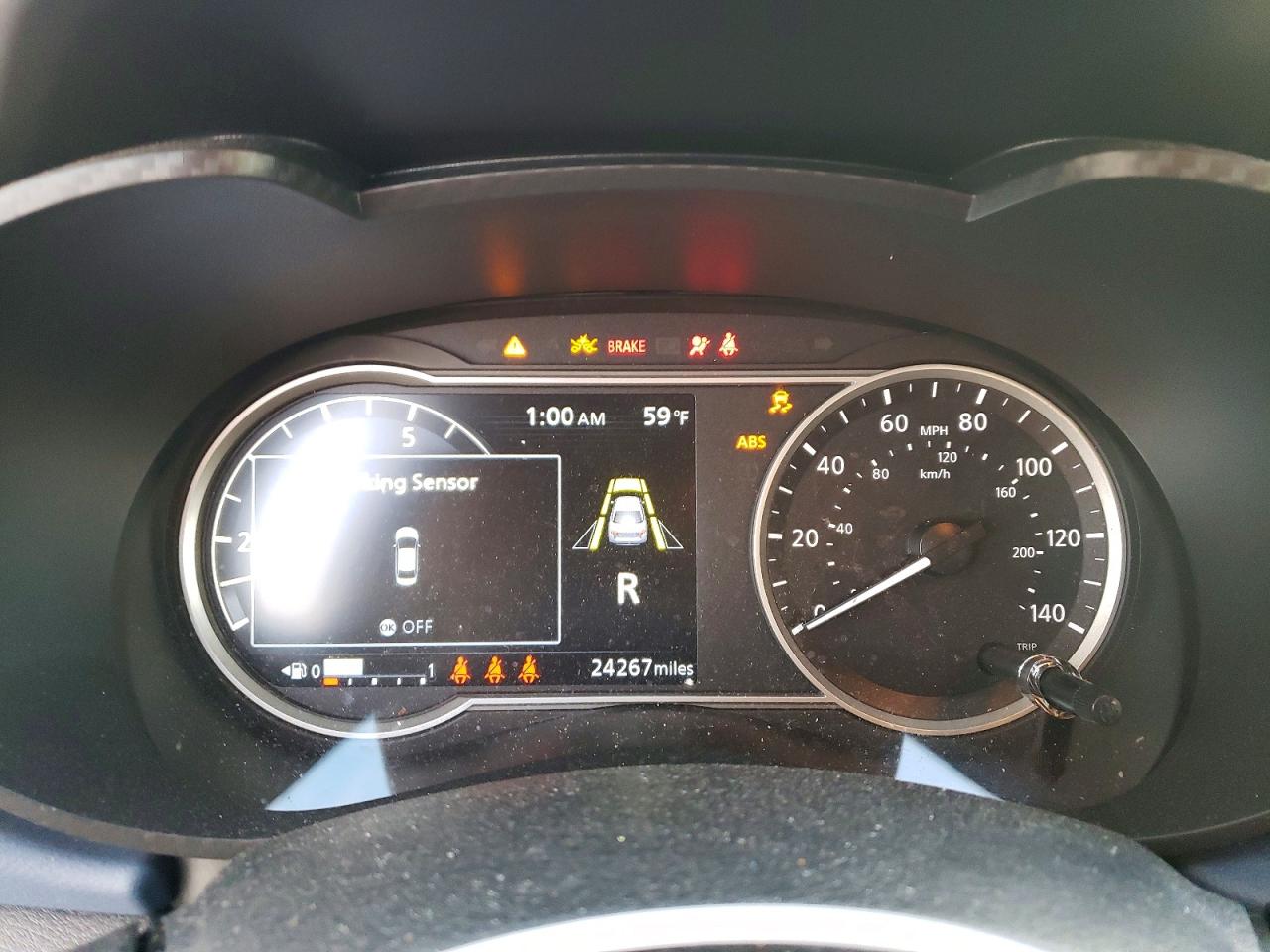 2025 NISSAN VERSA SV photo 9