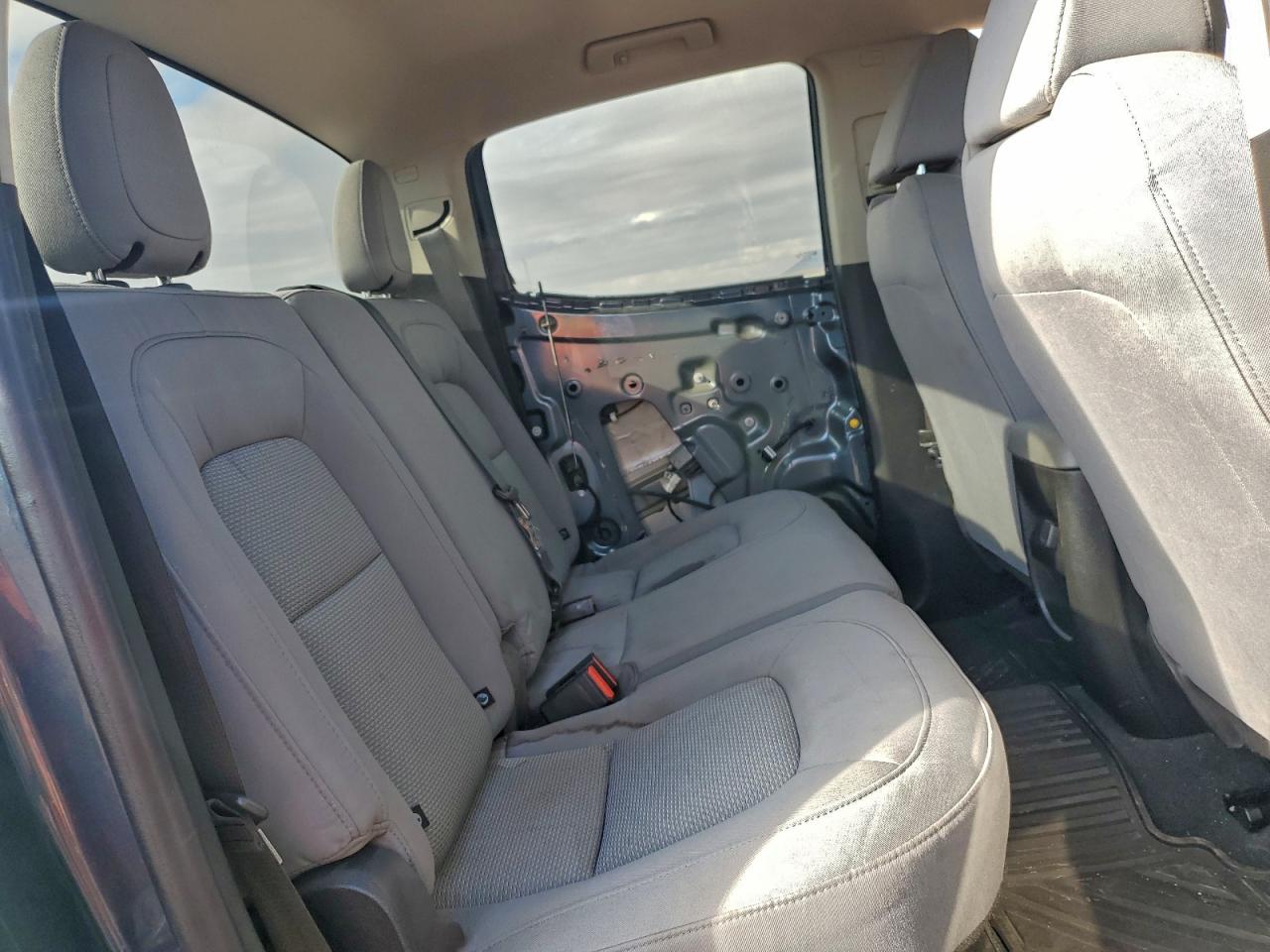 2019 CHEVROLET COLORADO photo 10