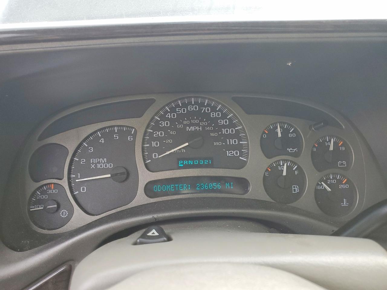 2003 GMC YUKON DENALI photo 9