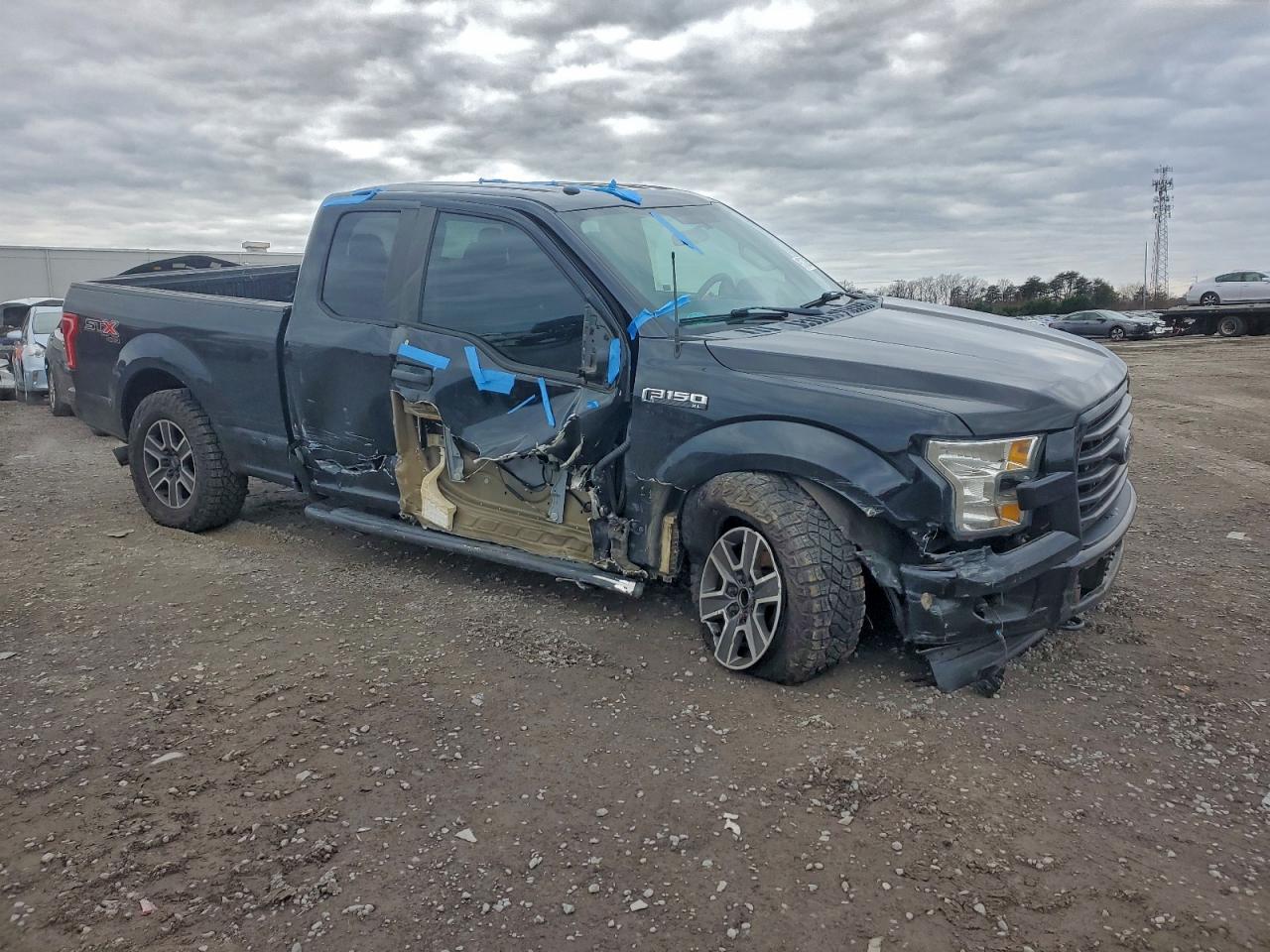 2017 FORD F150 SUPER CAB photo 4