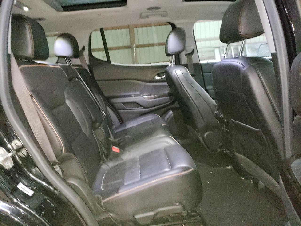 2021 GMC ACADIA AT4 photo 11