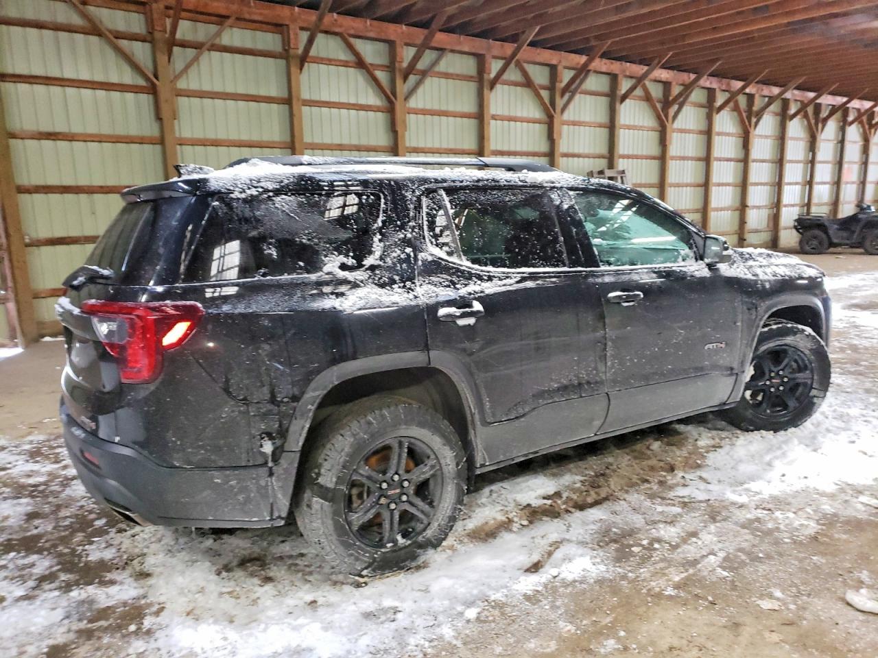 2021 GMC ACADIA AT4 photo 3