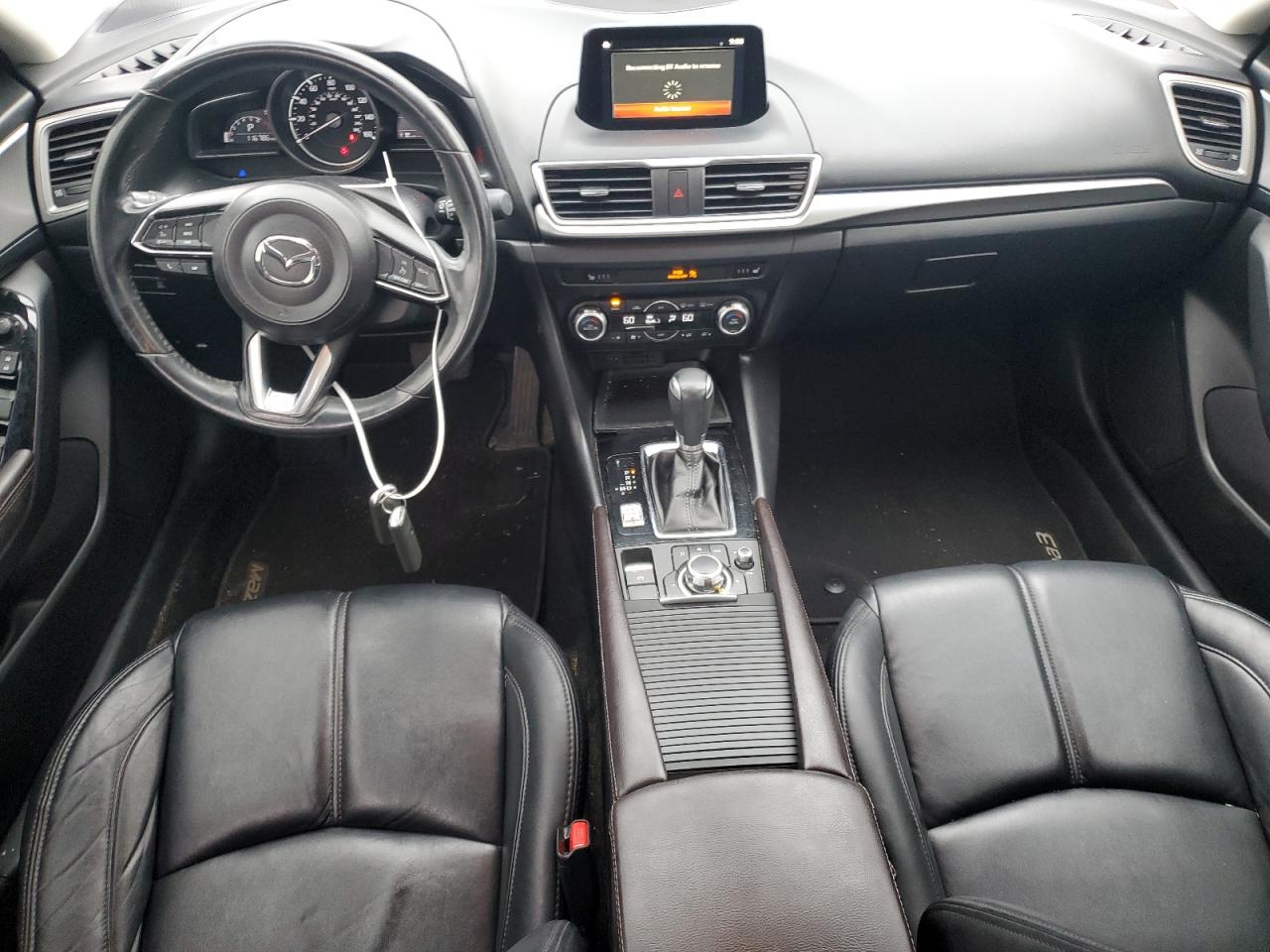 2017 MAZDA 3 TOURING photo 8