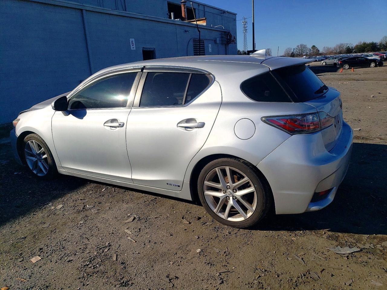 2015 LEXUS CT 200 photo 3