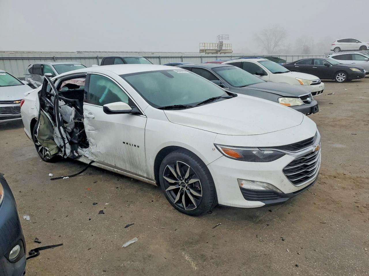 2020 CHEVROLET MALIBU RS photo 4