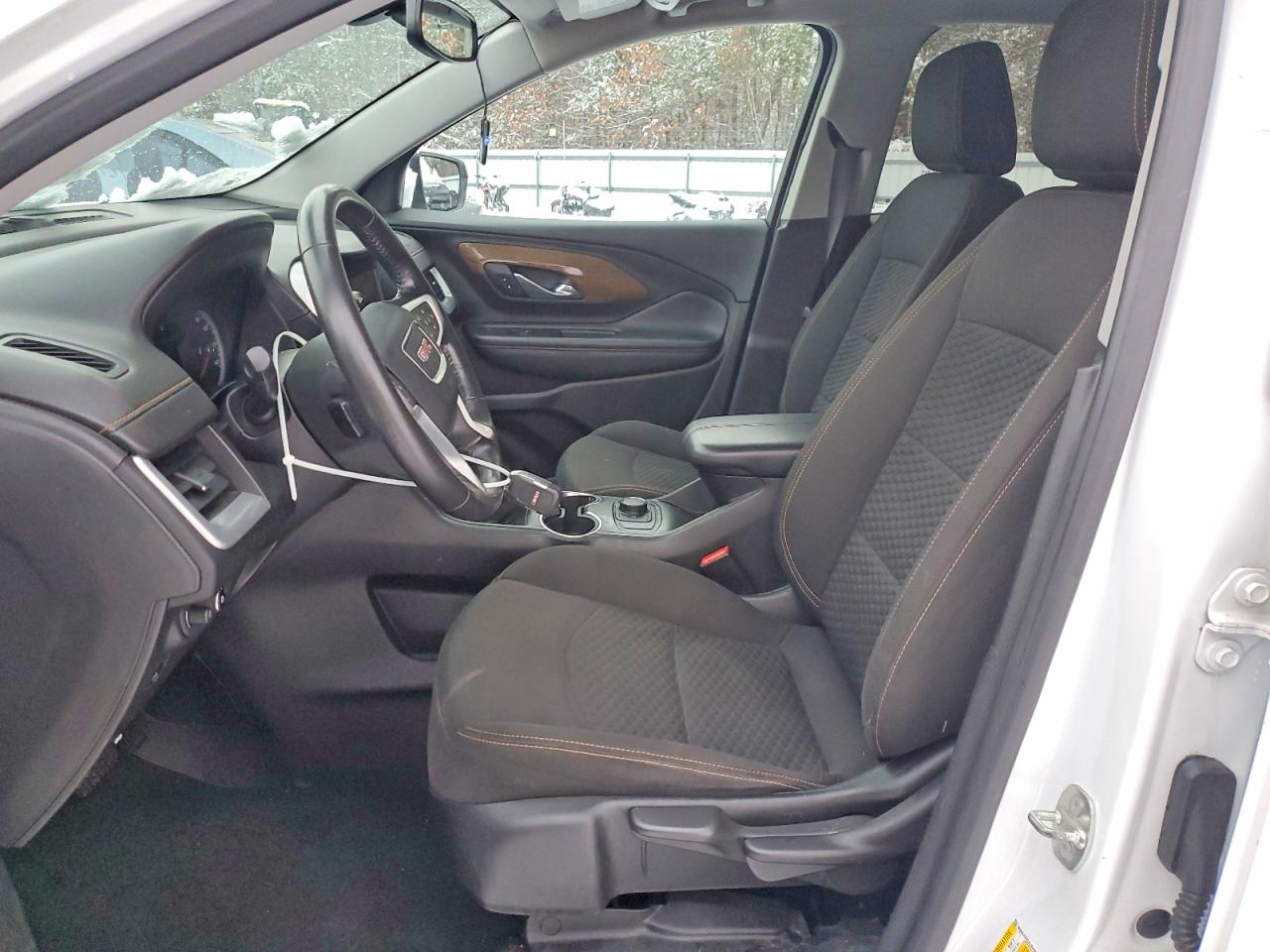 2018 GMC TERRAIN SLE photo 7