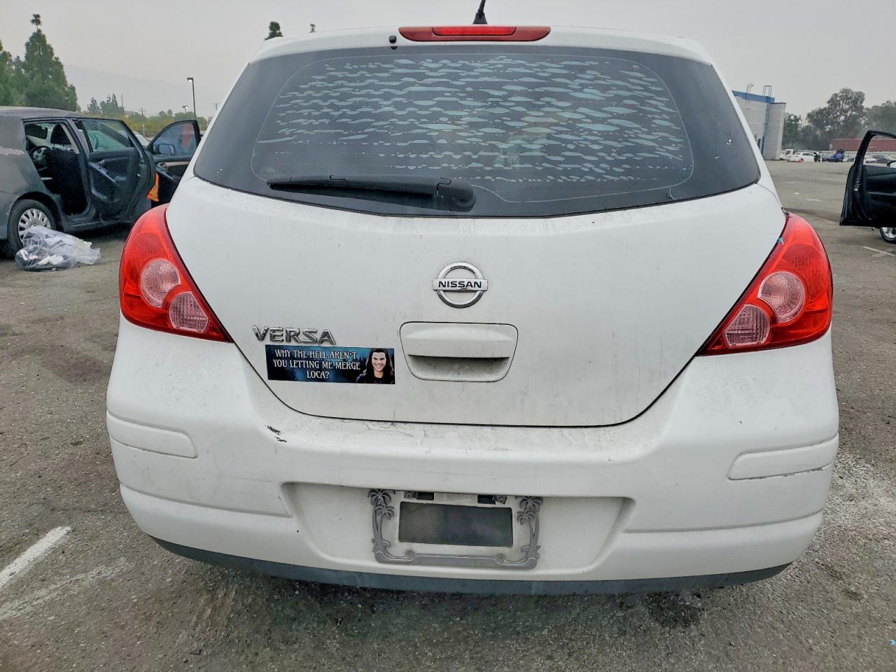 2011 NISSAN VERSA S photo 6