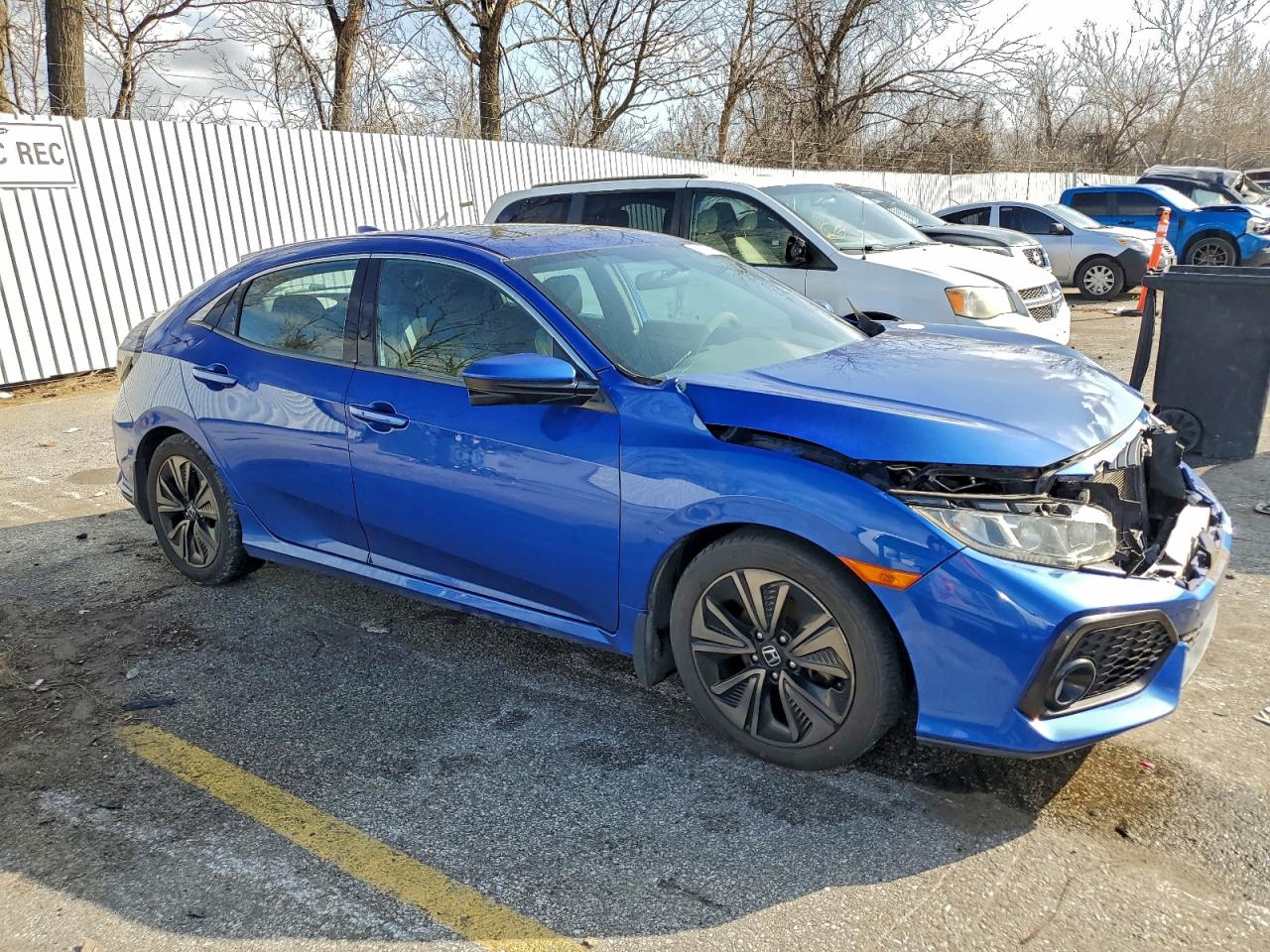 2017 HONDA CIVIC EX photo 4