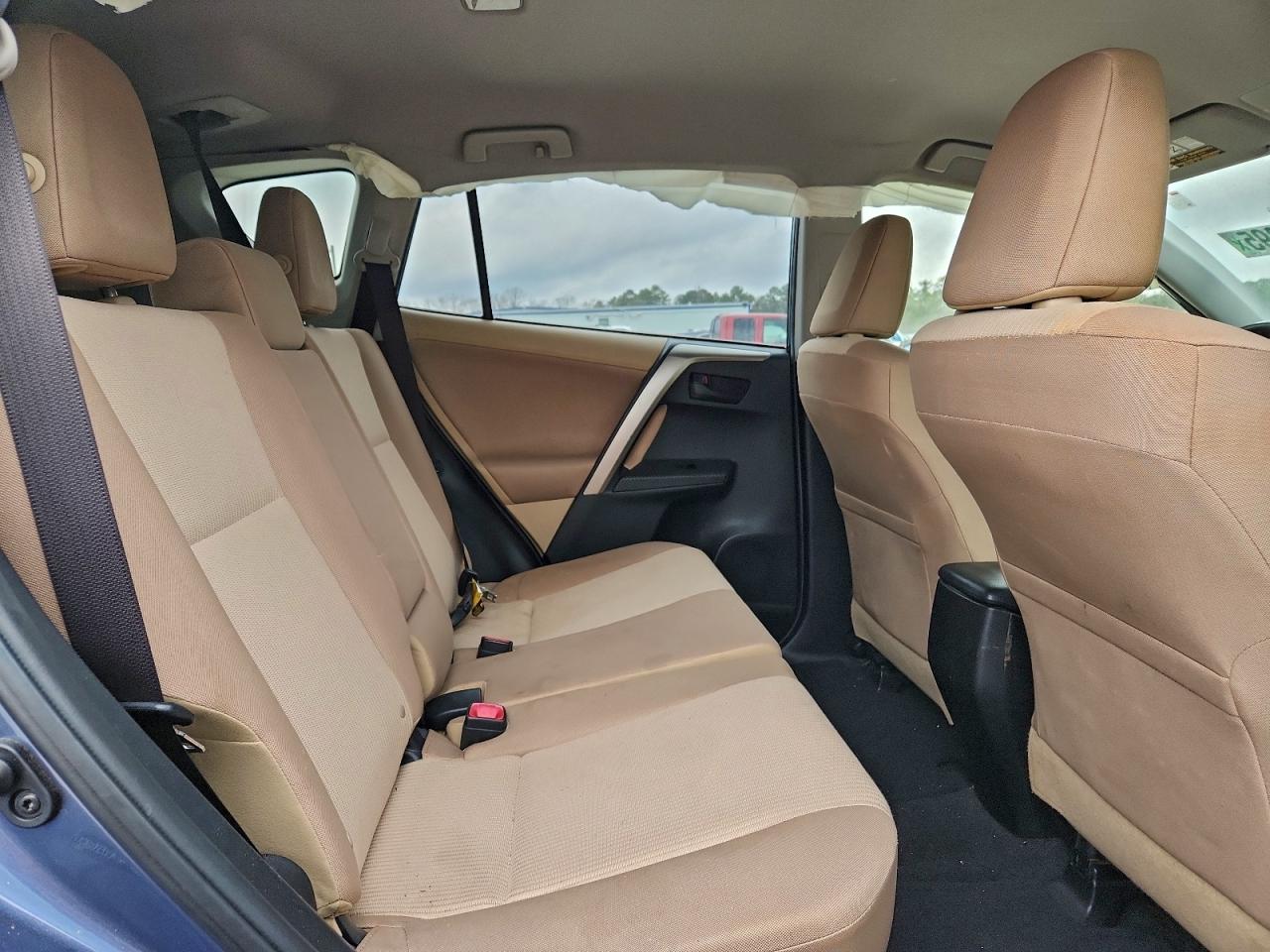 2013 TOYOTA RAV4 LE photo 11