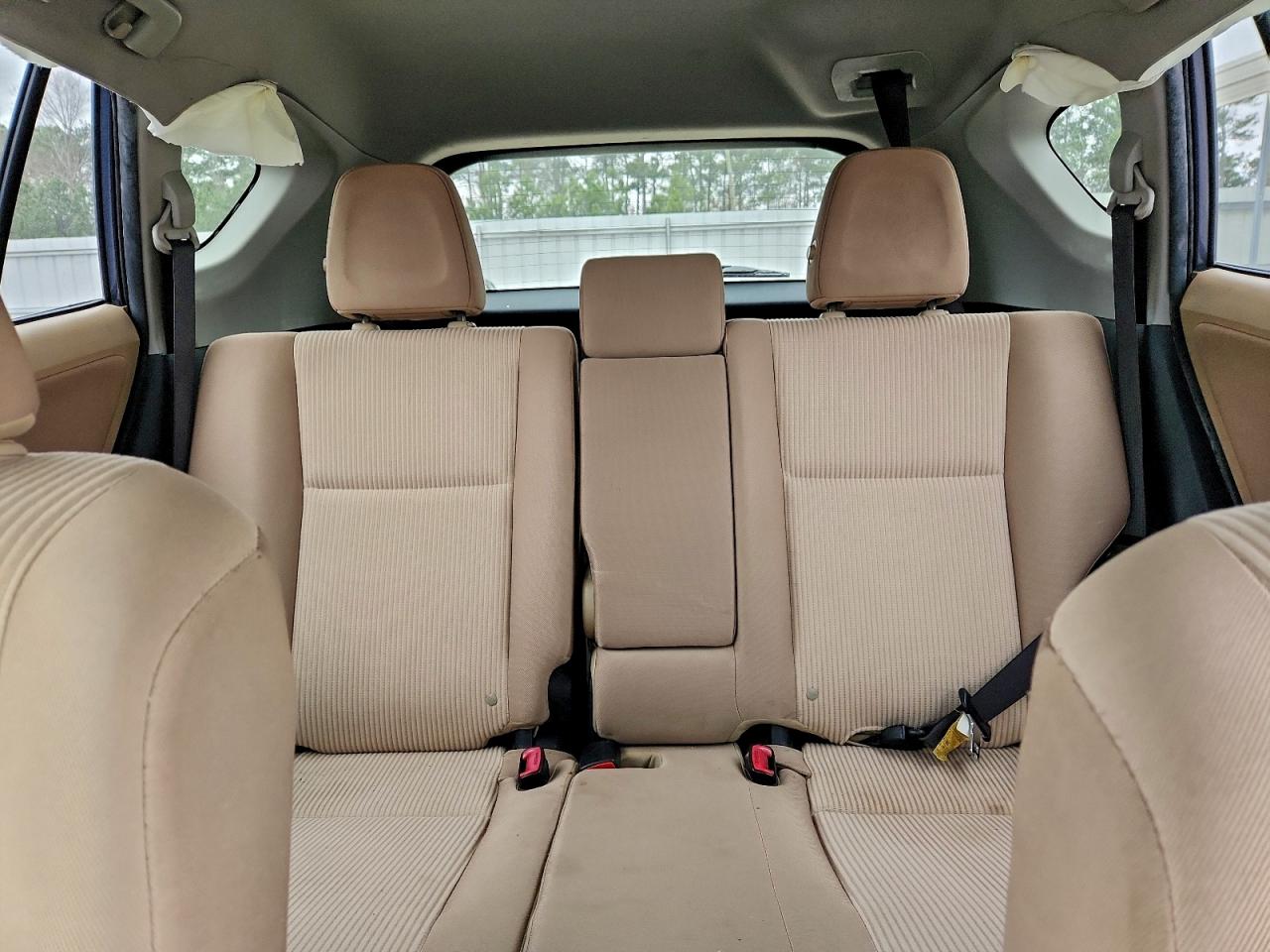 2013 TOYOTA RAV4 LE photo 10