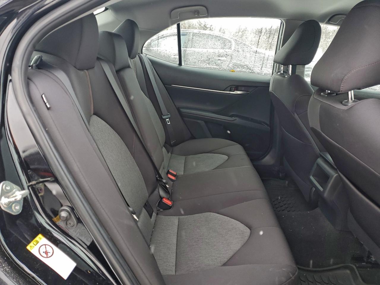 2018 TOYOTA CAMRY L photo 10