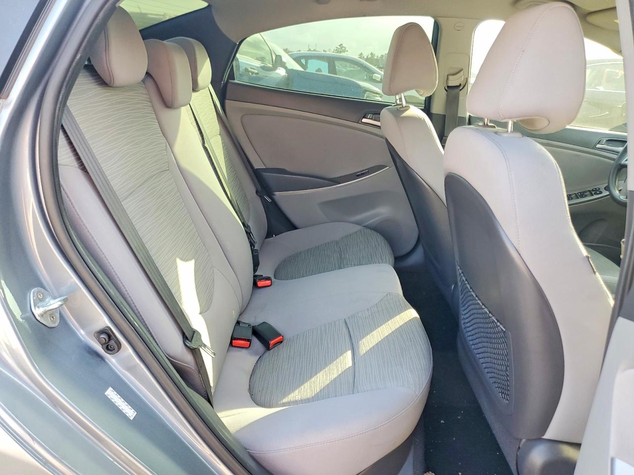 2017 HYUNDAI ACCENT SE photo 10