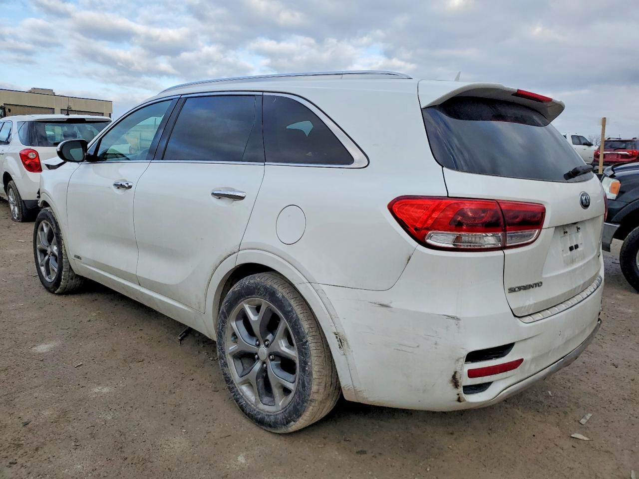 2016 KIA SORENTO SX photo 2
