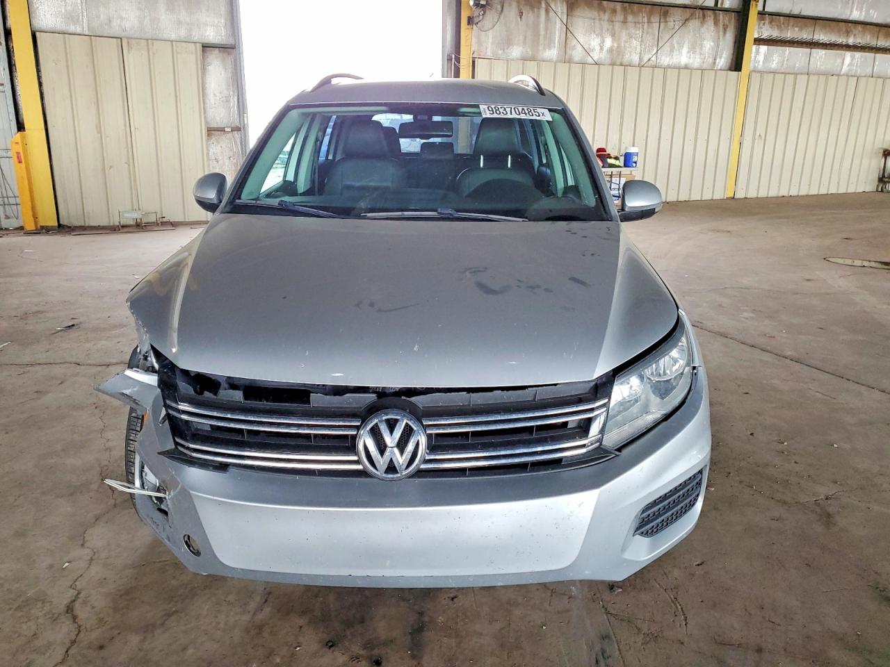2017 VOLKSWAGEN TIGUAN S photo 5