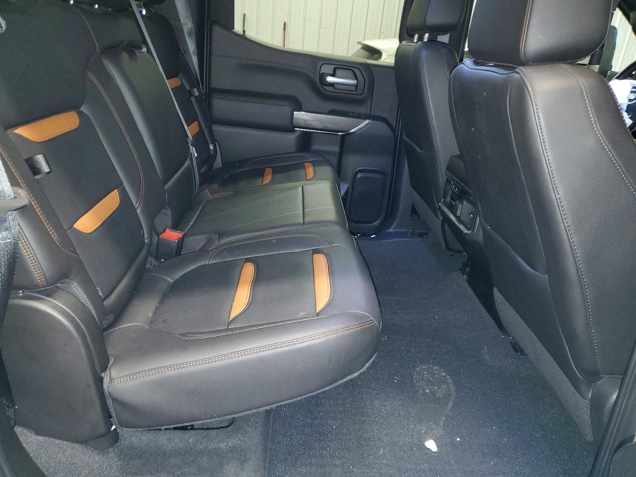 2021 GMC SIERRA K1500 AT4 photo 10