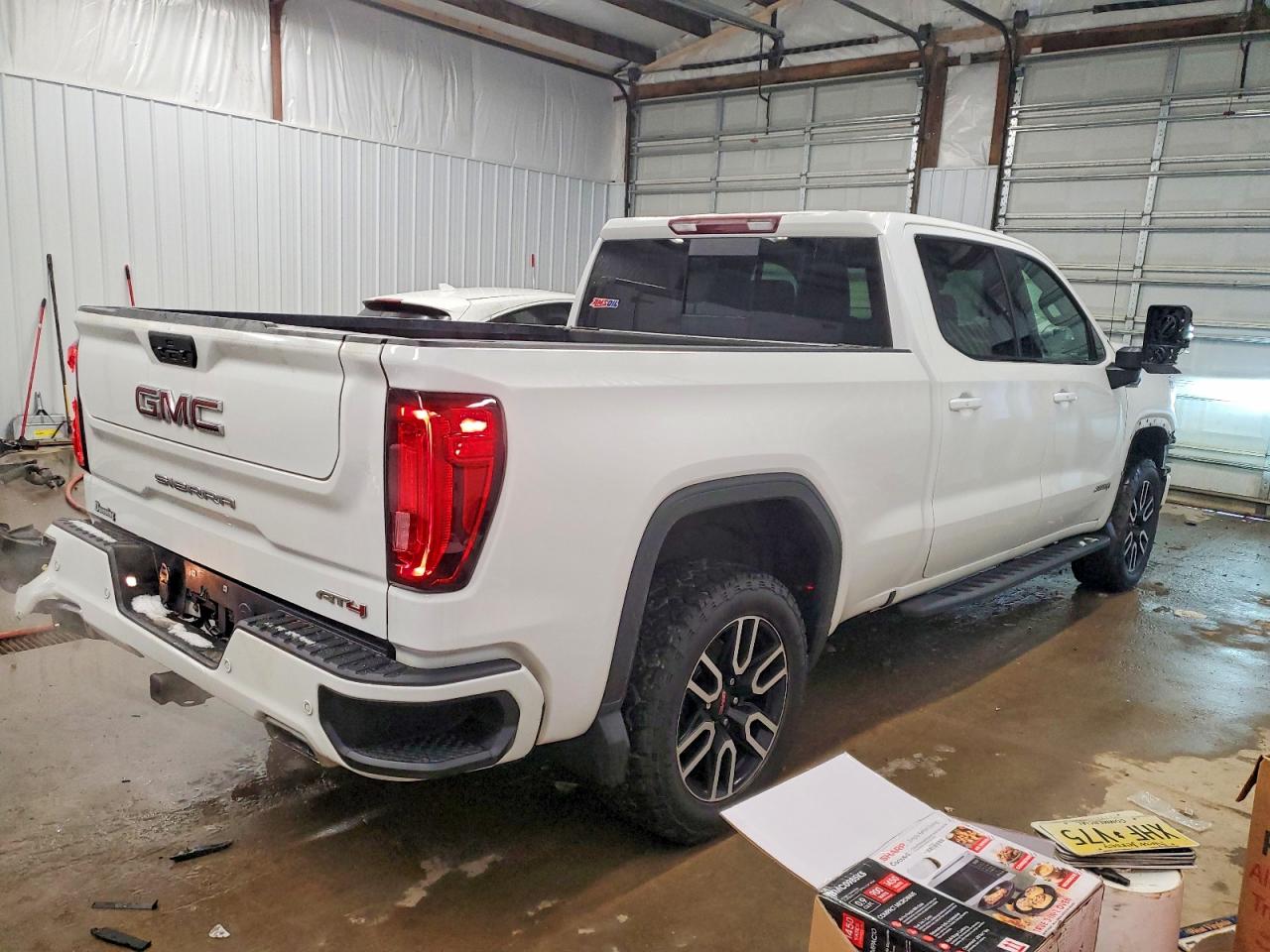 2021 GMC SIERRA K1500 AT4 photo 3