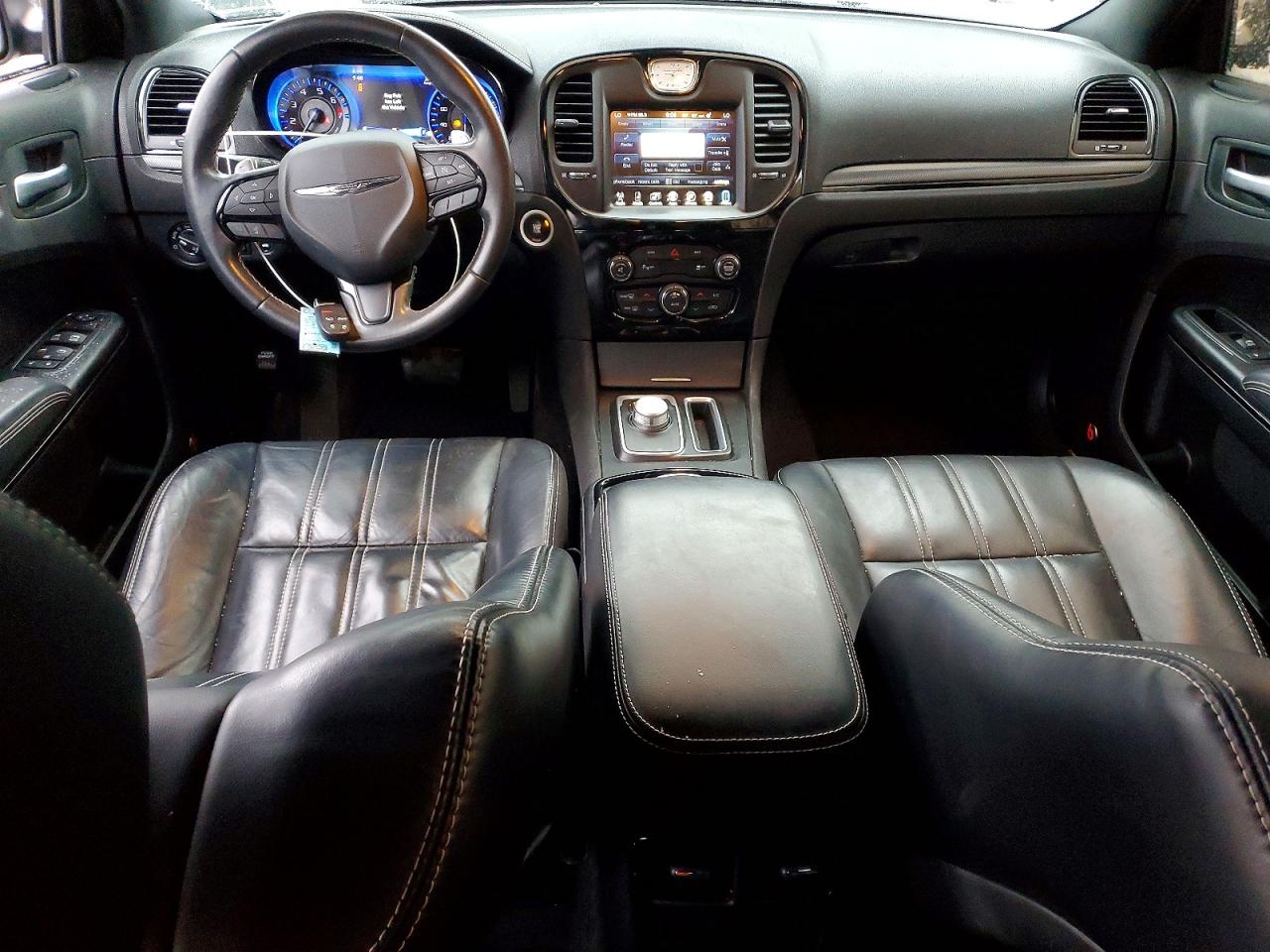 2016 CHRYSLER 300 S photo 8