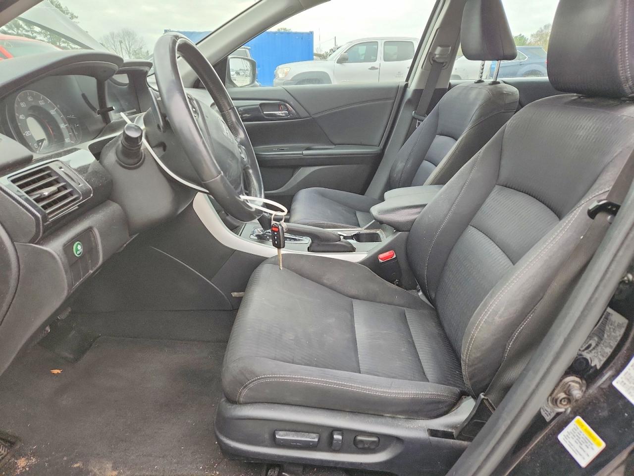 2015 HONDA ACCORD SPORT photo 7