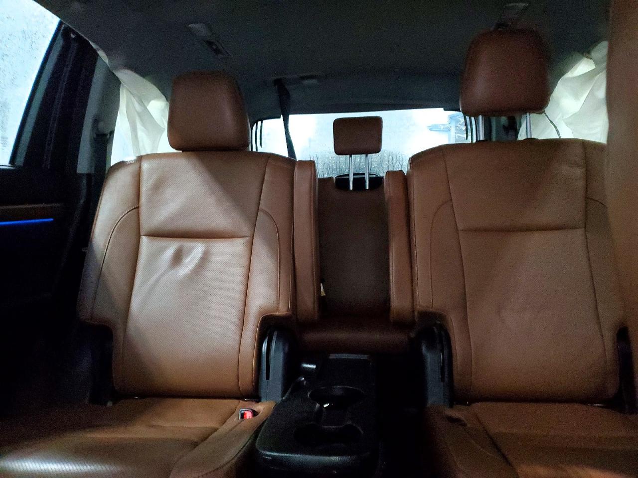 2018 TOYOTA HIGHLANDER LIMITED photo 10