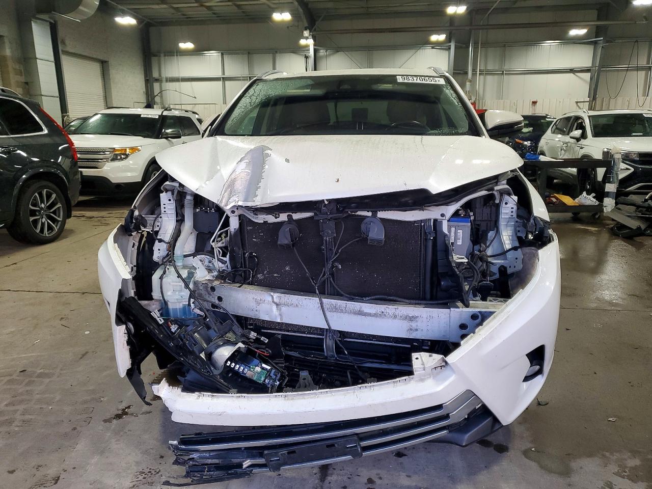 2018 TOYOTA HIGHLANDER LIMITED photo 5