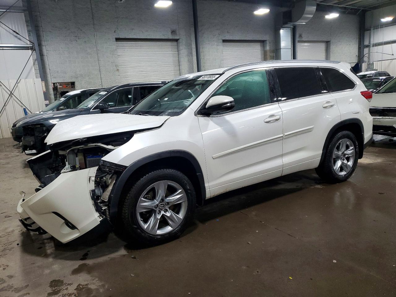 2018 TOYOTA HIGHLANDER