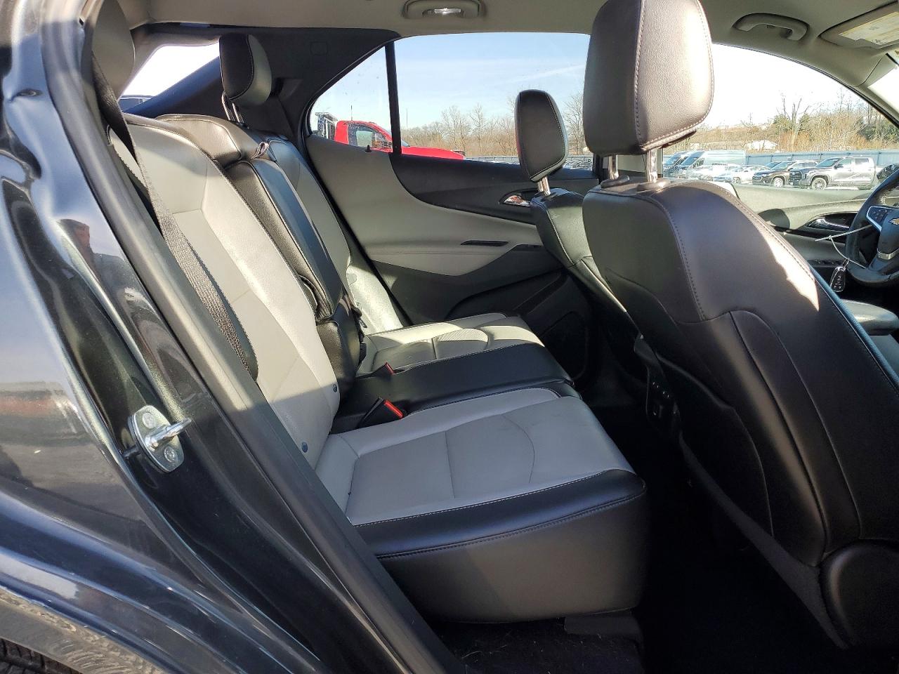 2020 CHEVROLET EQUINOX PREMIER photo 11