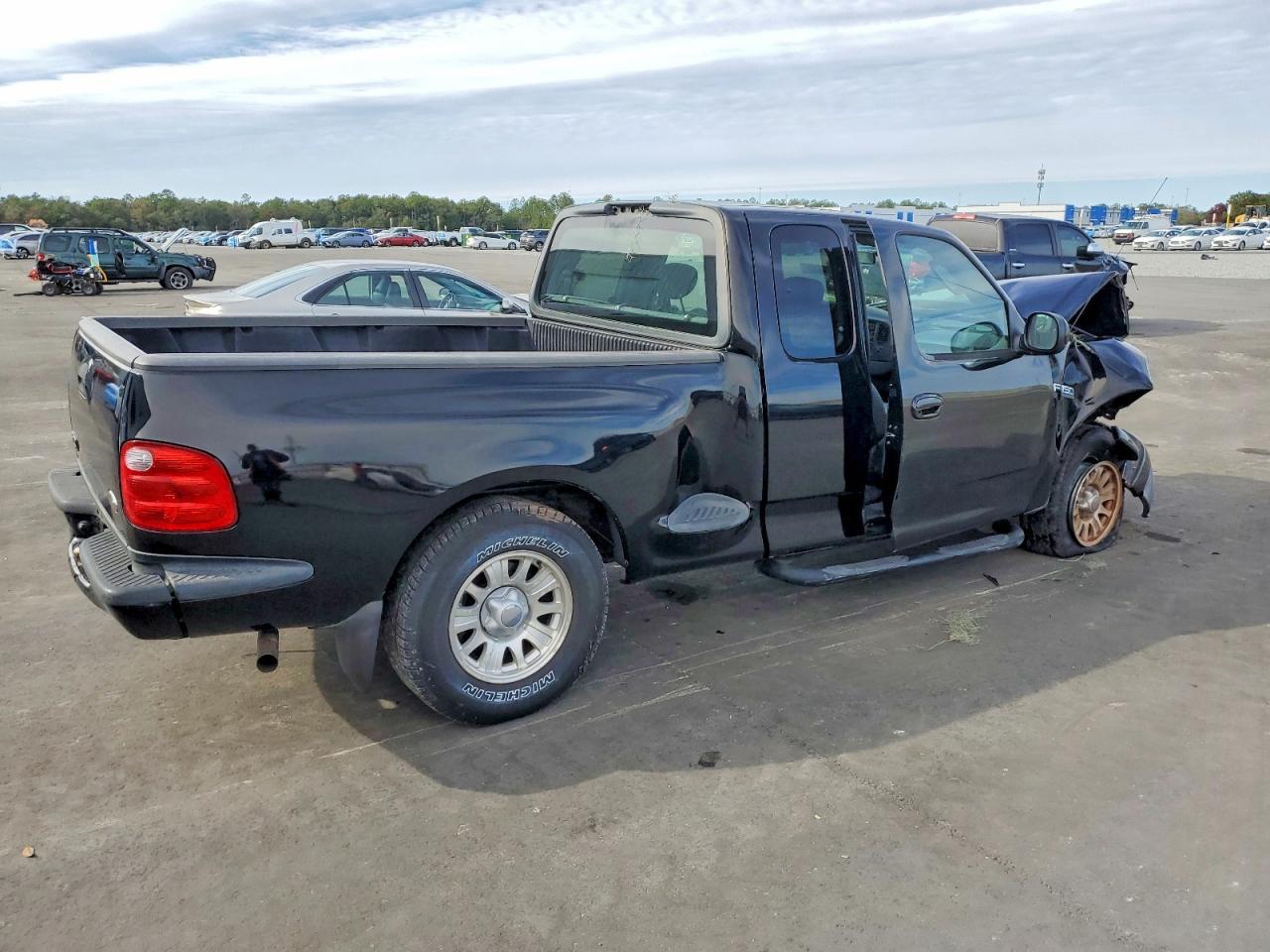 2003 FORD F150 photo 3