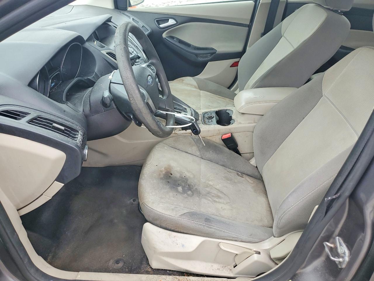 2013 FORD FOCUS SE photo 13