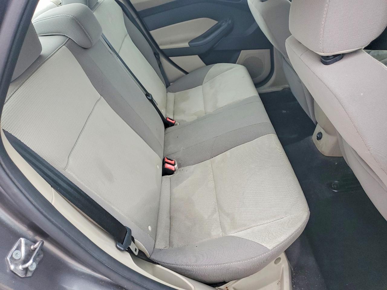 2013 FORD FOCUS SE photo 19