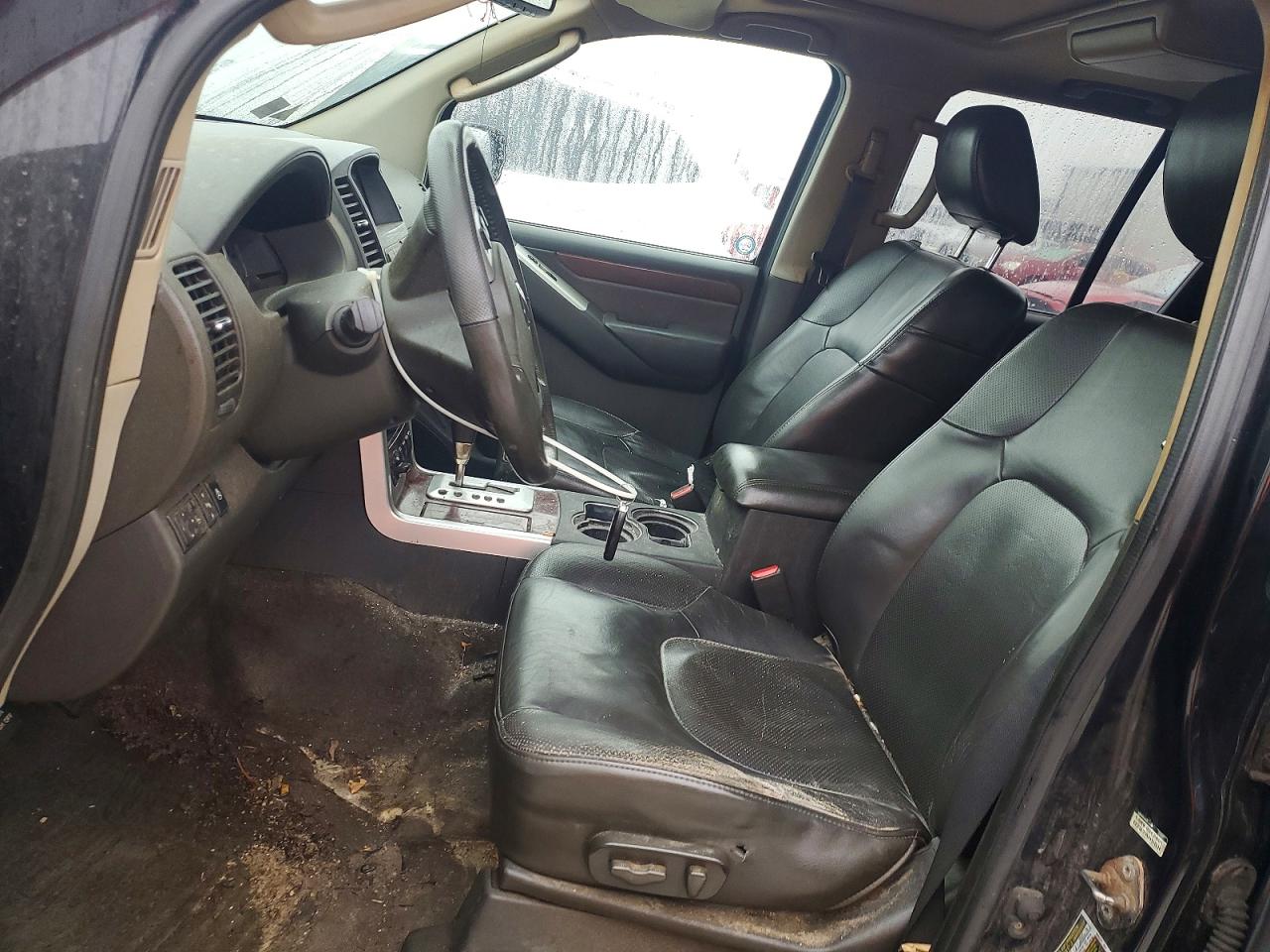 2011 NISSAN PATHFINDER S photo 7