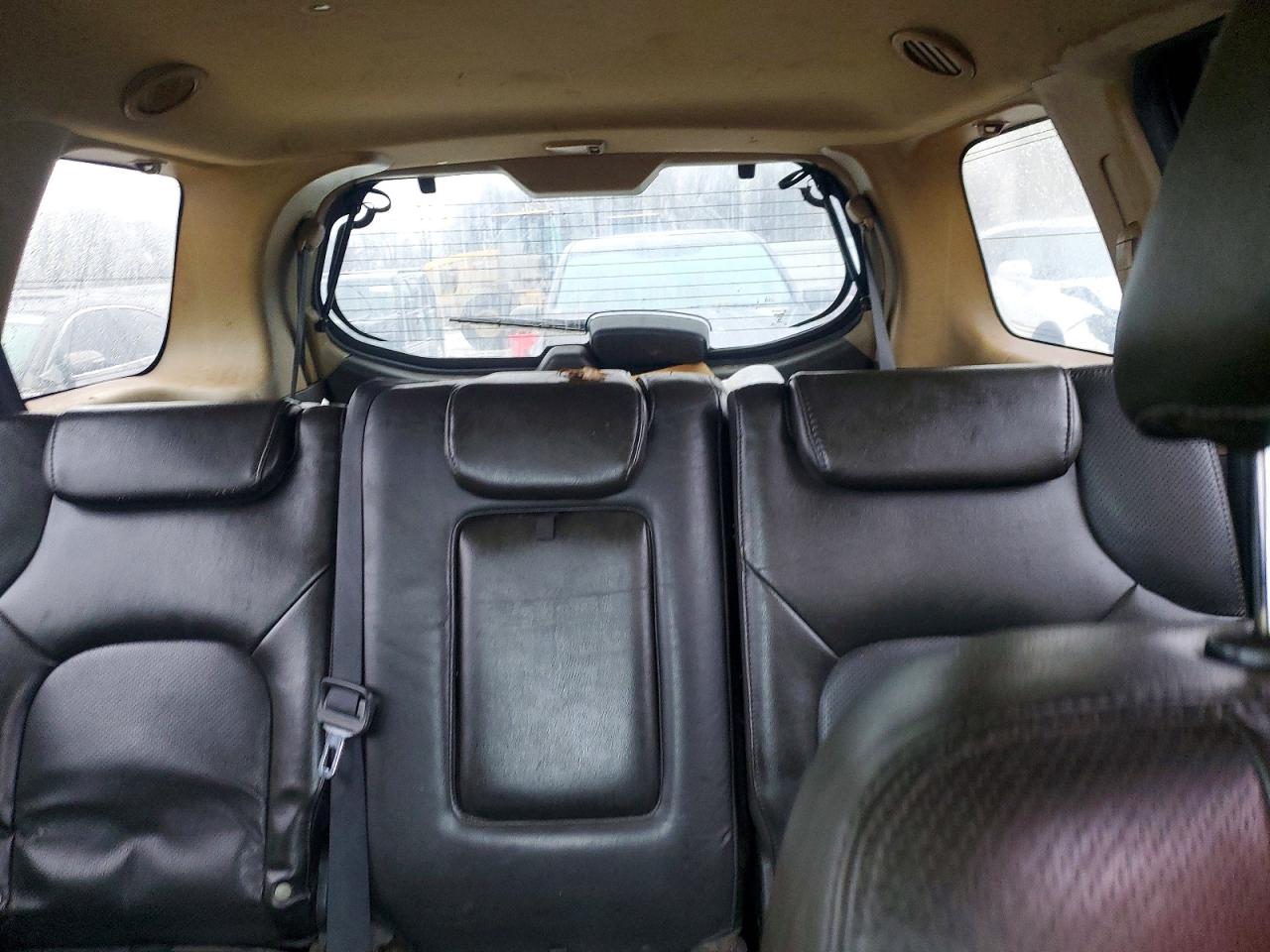 2011 NISSAN PATHFINDER S photo 10