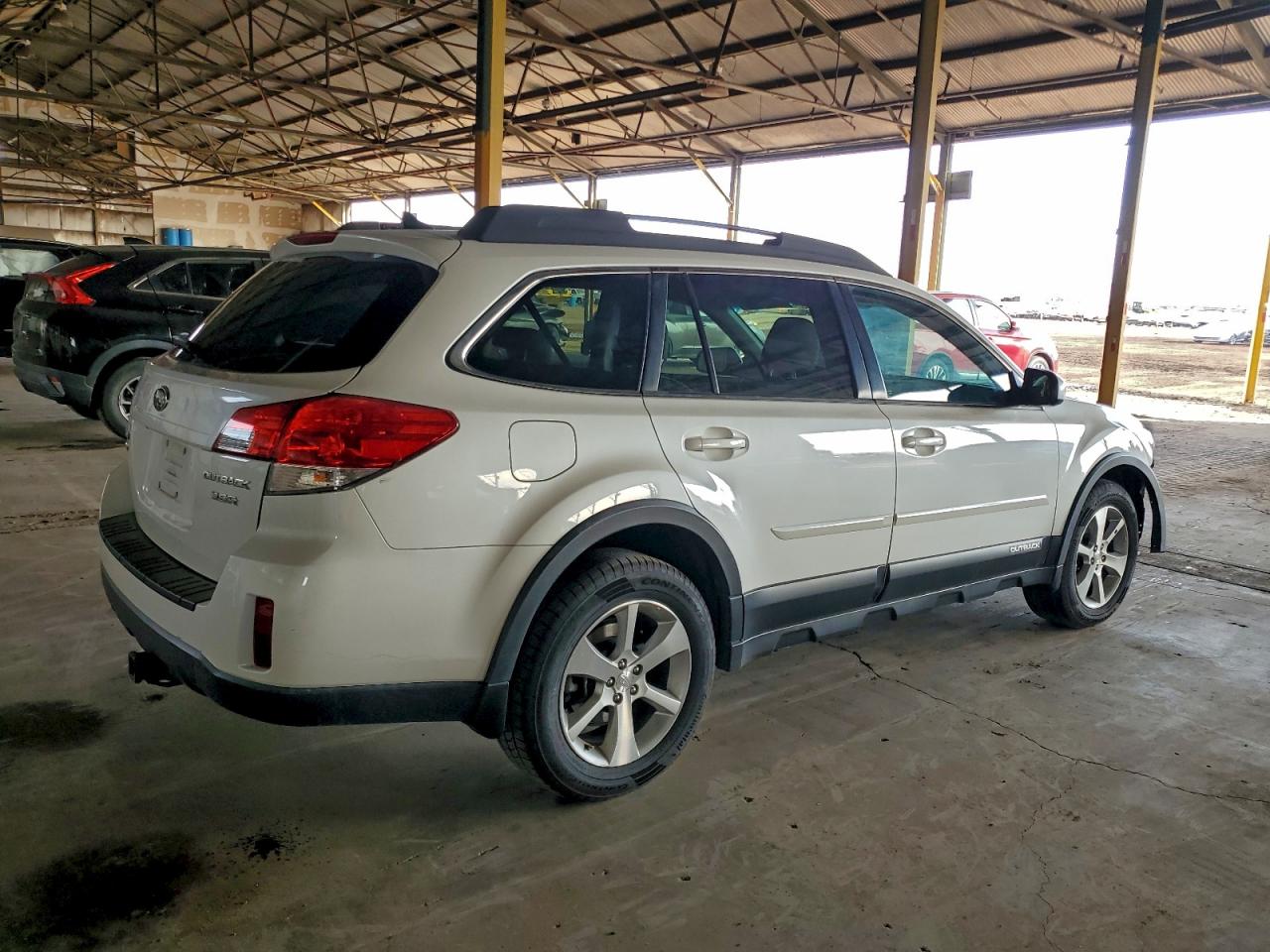 2014 SUBARU OUTBACK 3.6R LIMITED photo 3