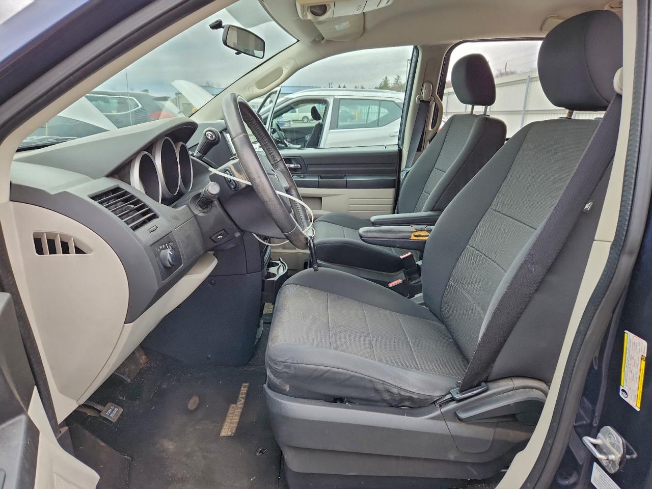 2008 DODGE GRAND CARAVAN SE photo 7