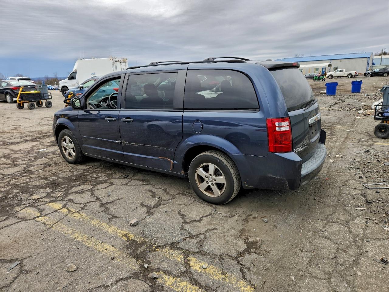 2008 DODGE GRAND CARAVAN SE photo 2