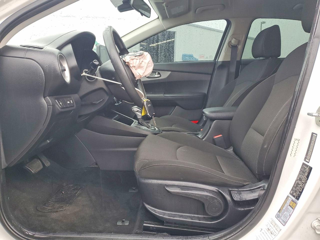 2020 KIA FORTE FE photo 7
