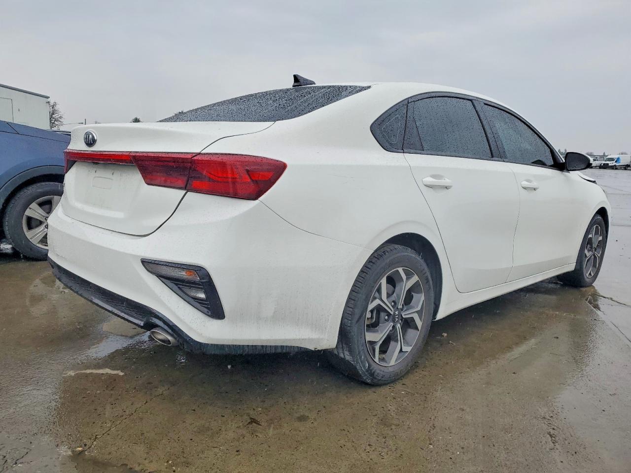 2020 KIA FORTE FE photo 3