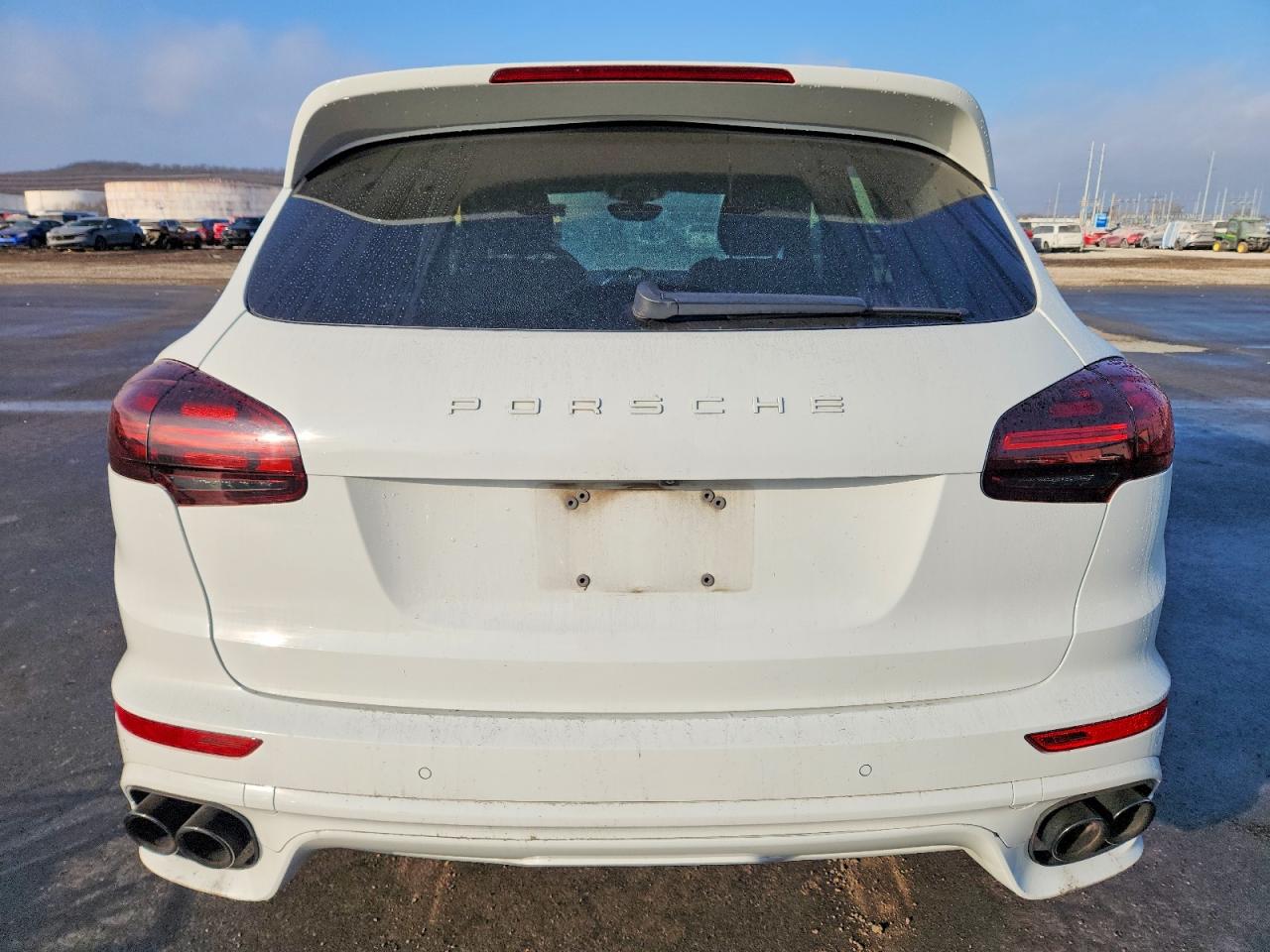 2017 PORSCHE CAYENNE GTS photo 11