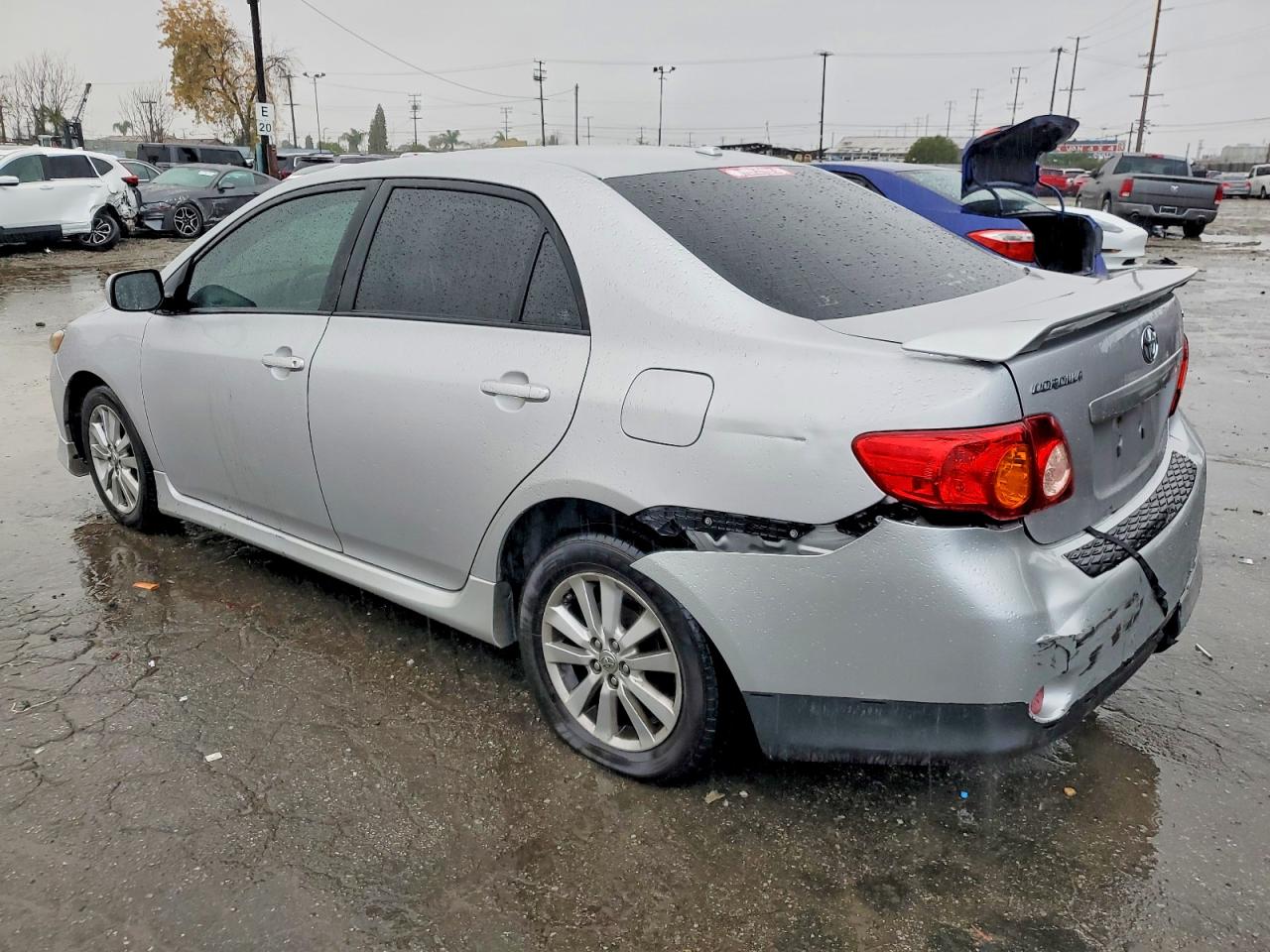 2010 TOYOTA COROLLA BASE photo 2