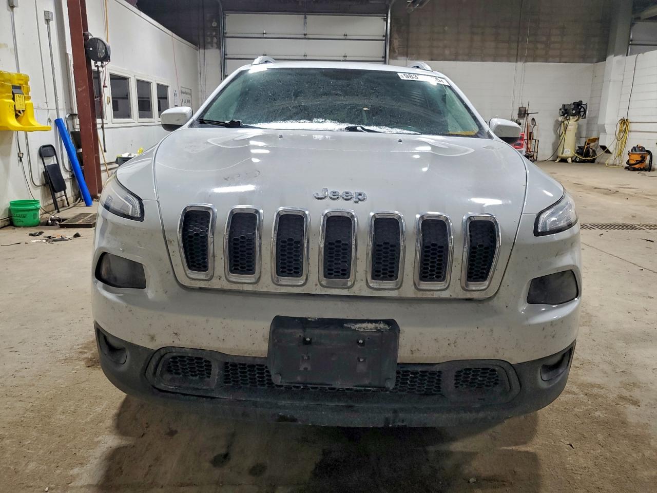 2016 JEEP CHEROKEE LATITUDE photo 5