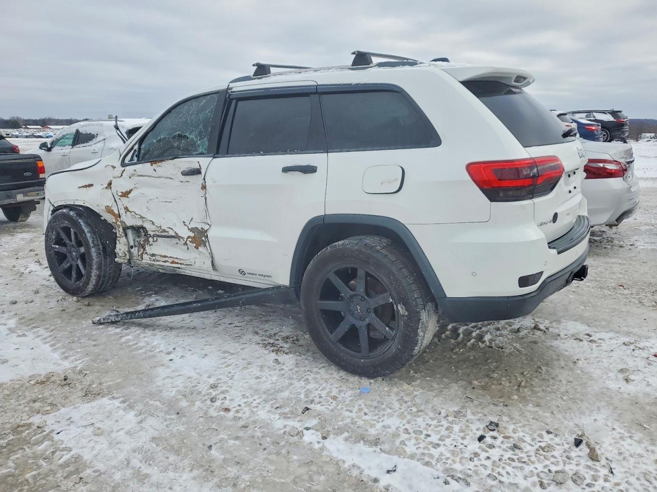 2019 JEEP GRAND CHEROKEE LIMITED photo 2