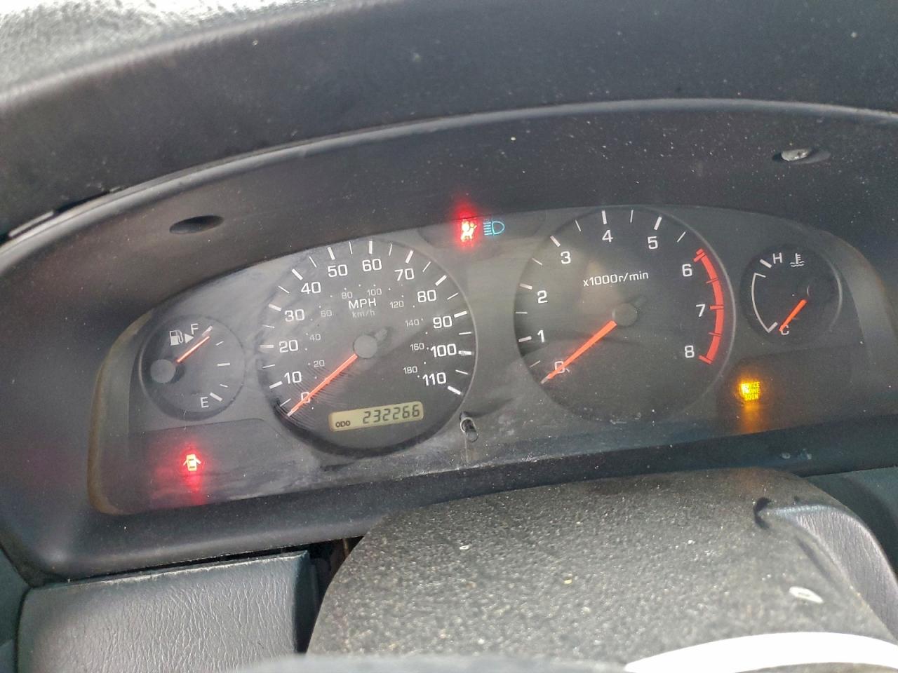 2001 NISSAN FRONTIER CREW CAB XE photo 9