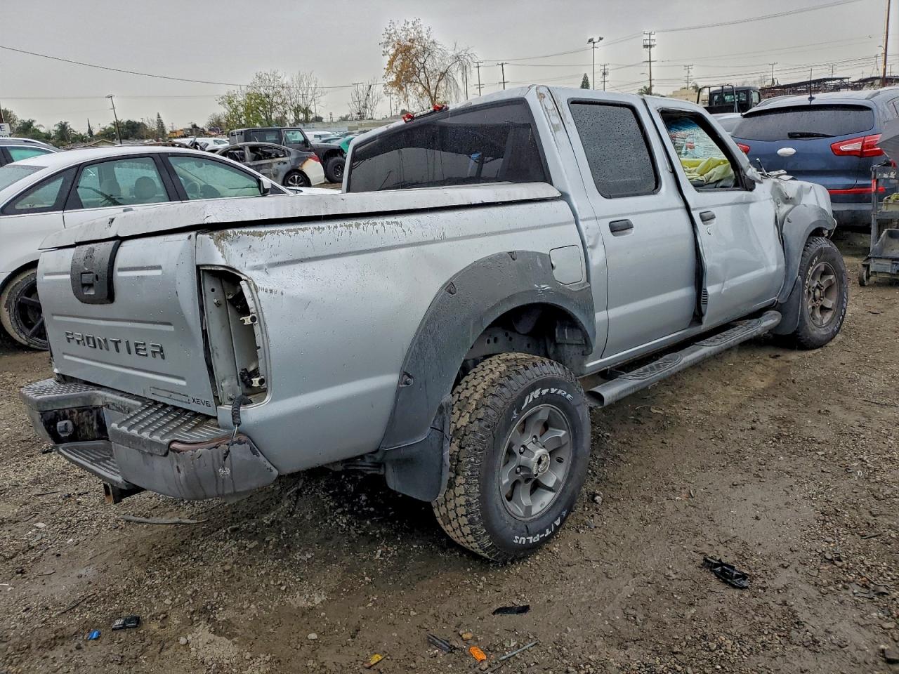 2001 NISSAN FRONTIER CREW CAB XE photo 3