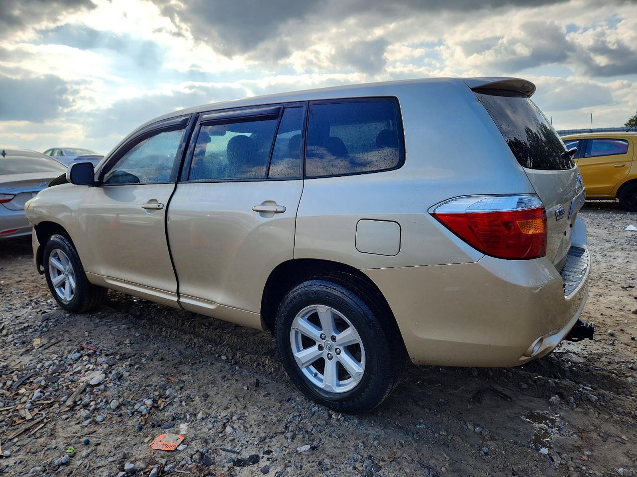2008 TOYOTA HIGHLANDER BASE photo 3