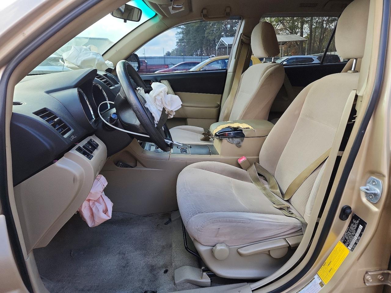 2008 TOYOTA HIGHLANDER BASE photo 13