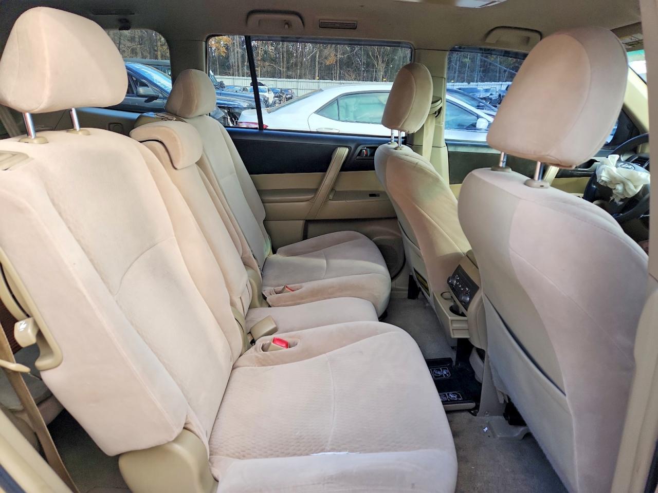 2008 TOYOTA HIGHLANDER BASE photo 21