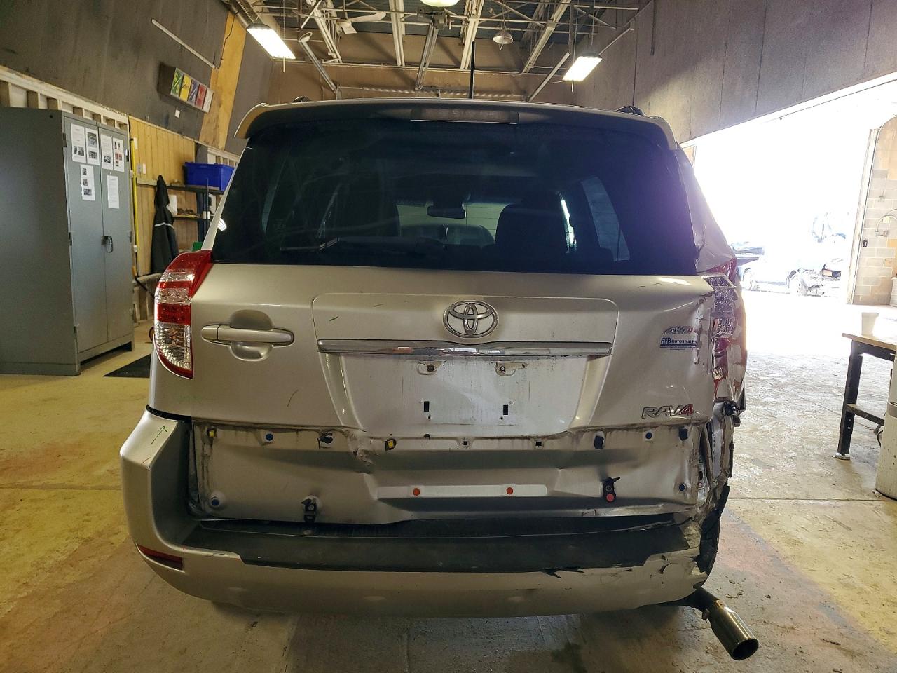 2012 TOYOTA RAV4 SPORT photo 6