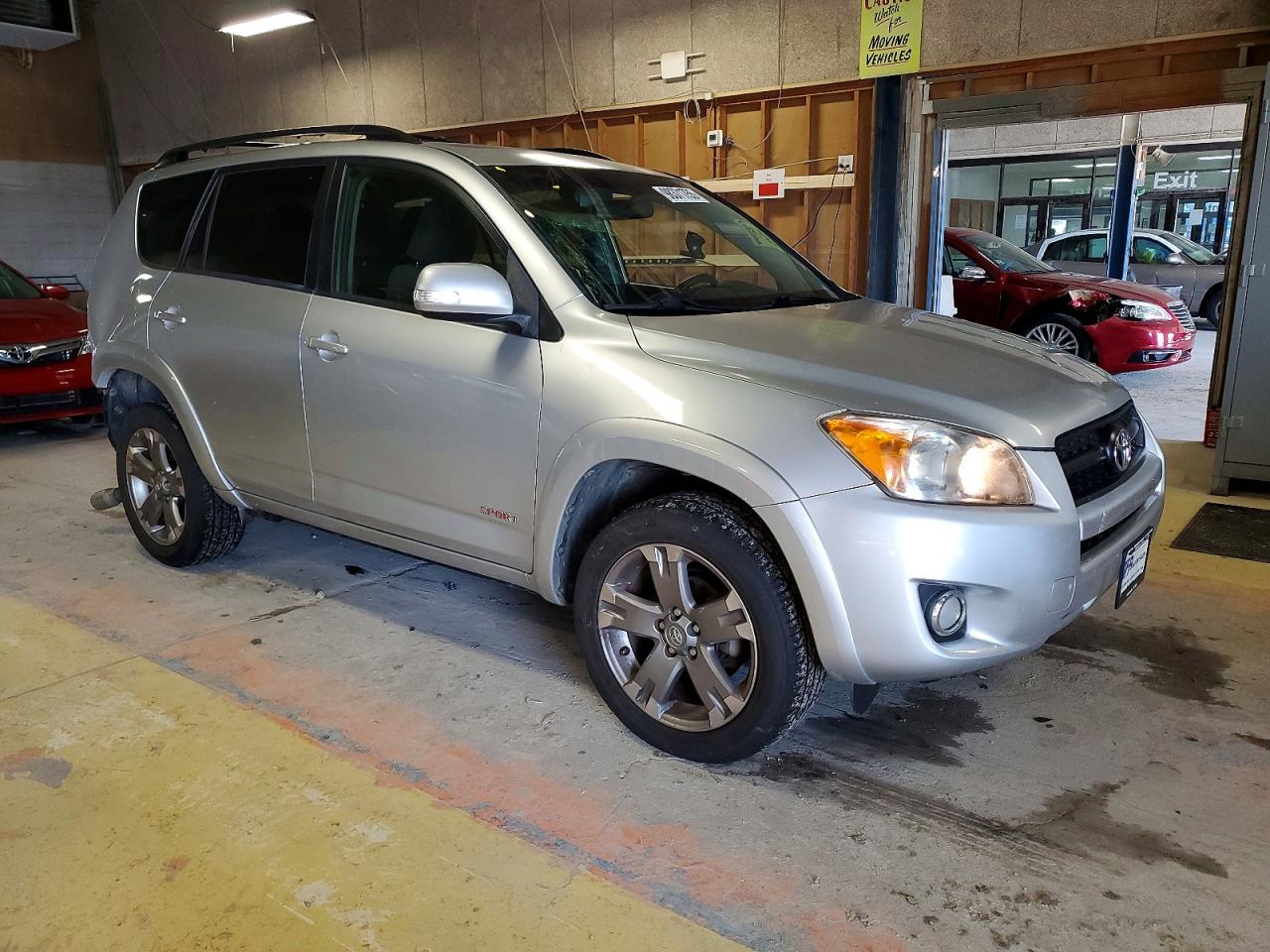 2012 TOYOTA RAV4 SPORT photo 4